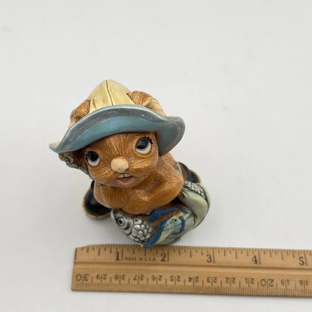 Vintage Pendelfin 